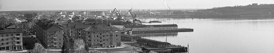 Vy över Södra hamn i Luleå på 1950-talet
